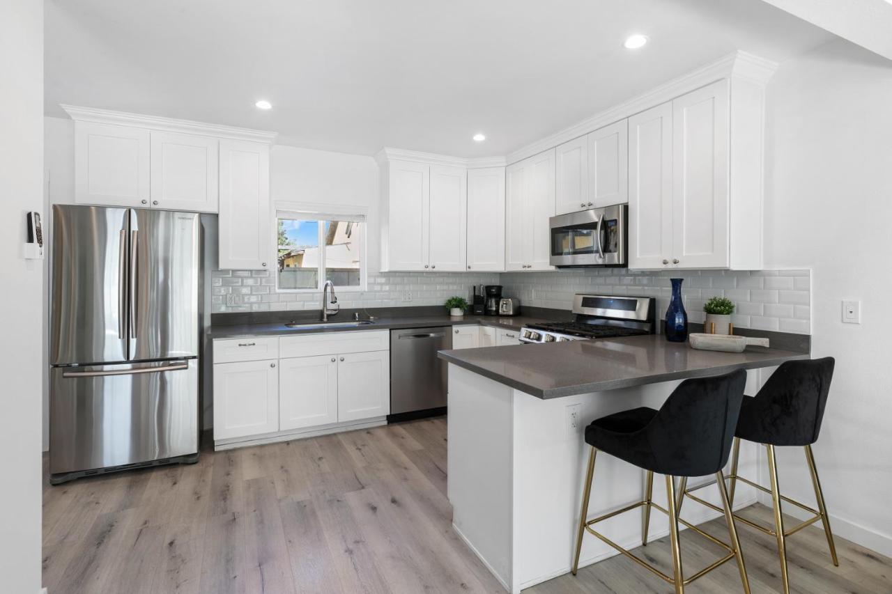 Muirfield Chic City Bungalow With Parking Los Angeles Exterior photo