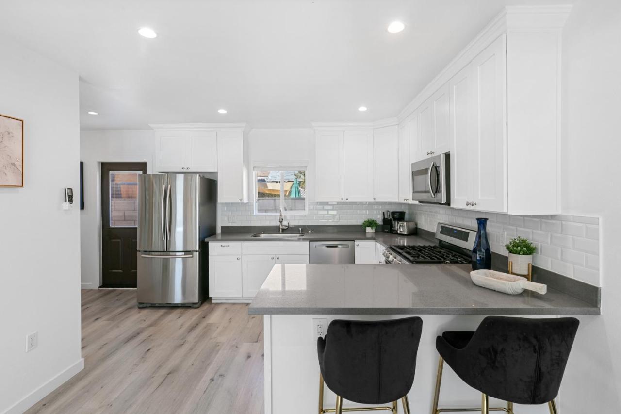 Muirfield Chic City Bungalow With Parking Los Angeles Exterior photo