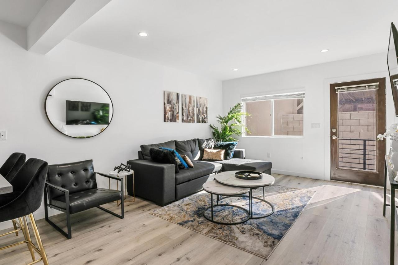 Muirfield Chic City Bungalow With Parking Los Angeles Exterior photo