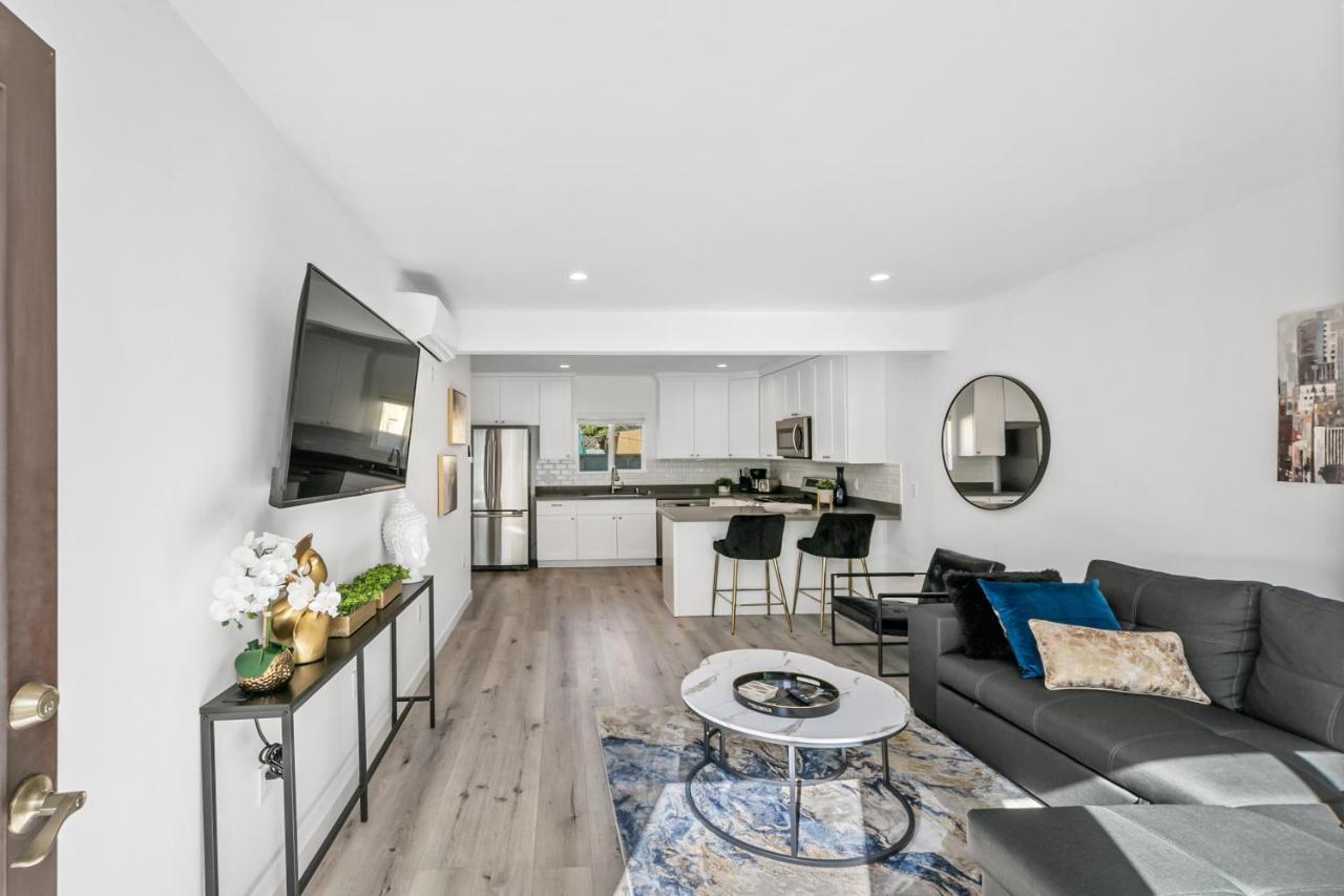Muirfield Chic City Bungalow With Parking Los Angeles Exterior photo